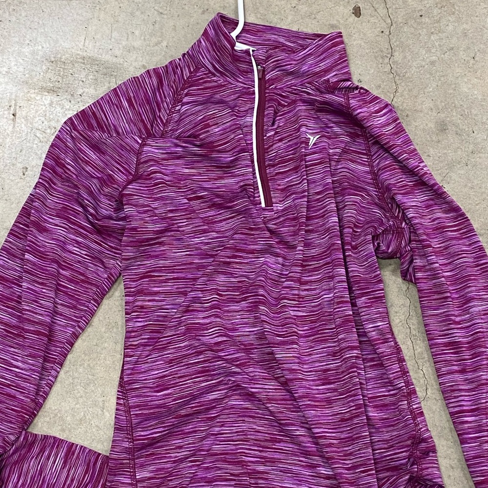 Old Navy, Athletic wear, purple , size L